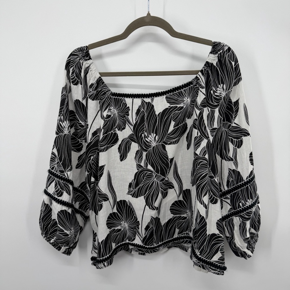 Tahari 100% Linen Black and White Floral Top - Picture 6 of 7